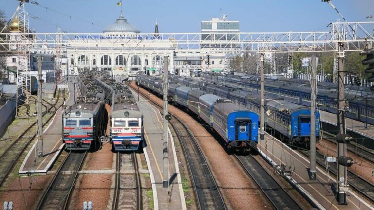 Сьогодні затримуютєся багато одеських поїздів