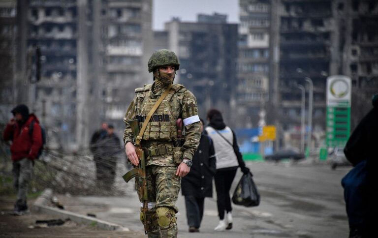 Маріуполь перетворюють на хаб для вивезення краденого українського майна