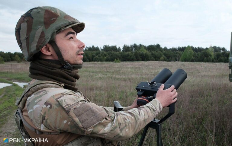 Удар дронів по Києві та вибухи пролунали 17 жовтня вночі – іде робота ППО