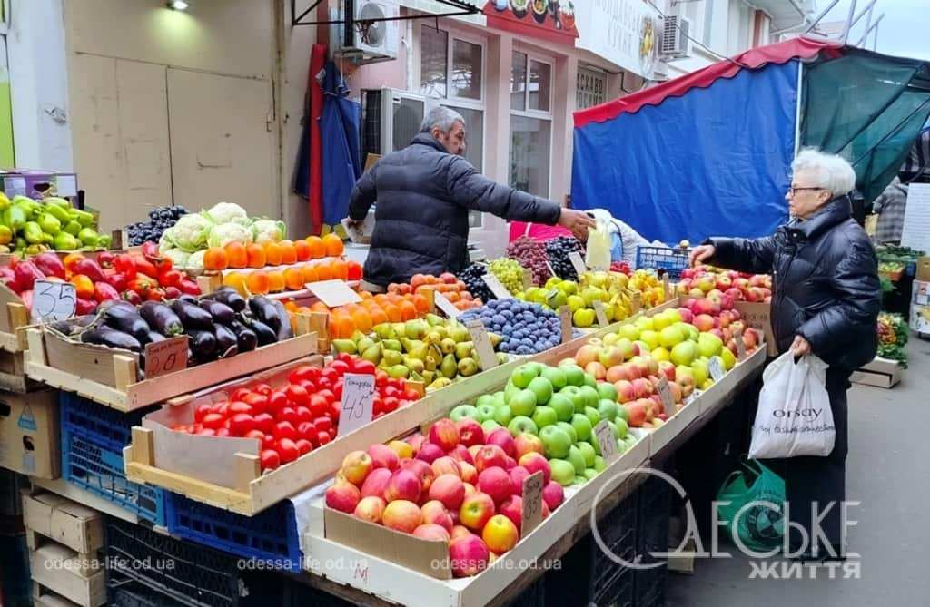 Одеський Привоз на початку листопада: ціни на «головне» та помаранчеві непорозуміння