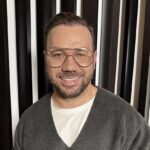 Андре Тан розповів про аксесуари для образів на зиму 2025 – відео