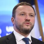 Цахкна попередив, що Європа має бути готова направити військові сили в Україну