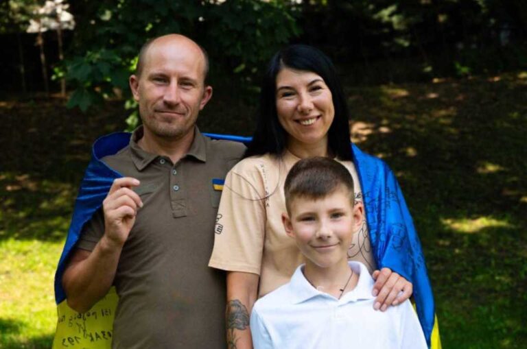 Як сім’я військового чекає його з фронту і зберігає силу