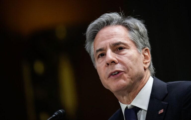 Блінкен заявив, що США підтримують мирну передачу влади у Сирії