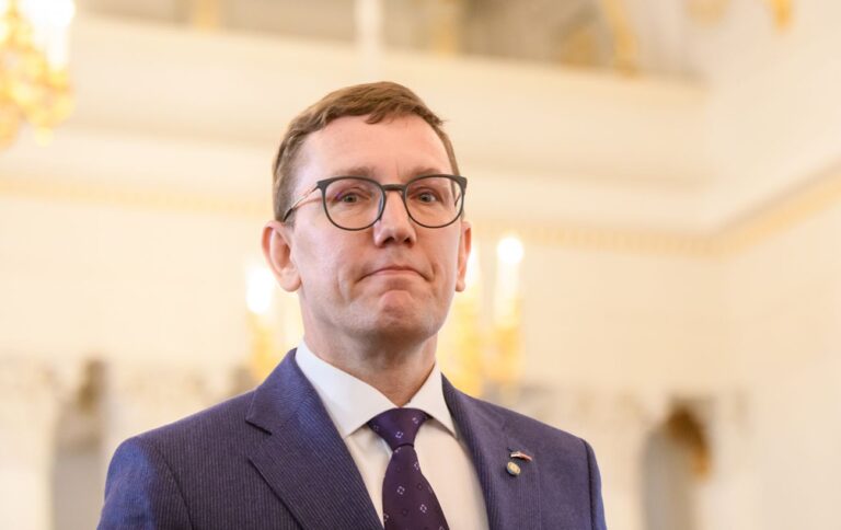 Естонія посилить захист підводних кабелів після інциденту у Фінській затоці