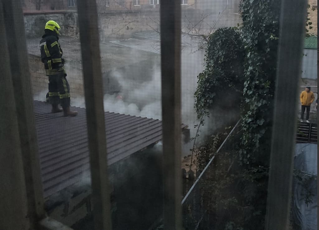 В історичному центрі Одеси від вогню врятували житловий будинок (фото)