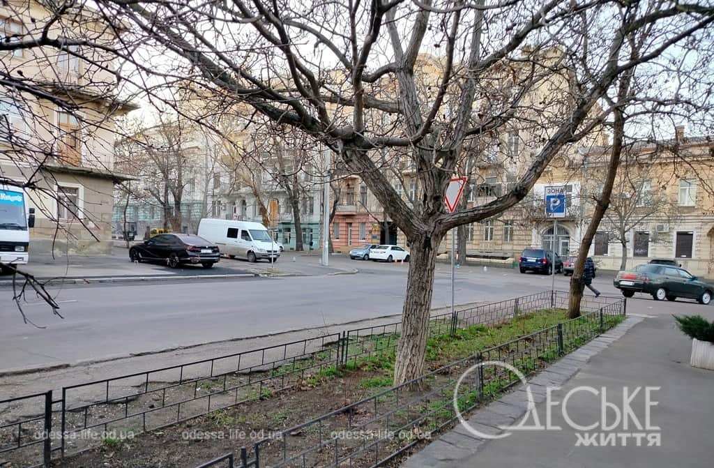 Центр Одеси в перший день Нового року – фоторепортаж