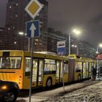Студенту в автобусі Києва порізали обличчя бритвою через гучну музику – підозра поліції, фото