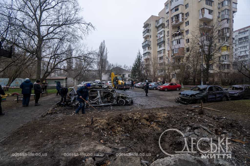 Унаслідок атаки в Одесі пошкоджено понад 10 будинків