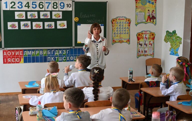 Зниження народжуваності впливає на шкільну освіту в Україні – кількість першокласників, МОН