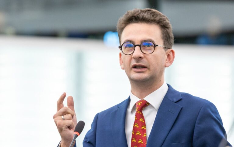 Переговори по Україні між Трампом і Путіном – в ПАРЄ розповіли про можливі ризики