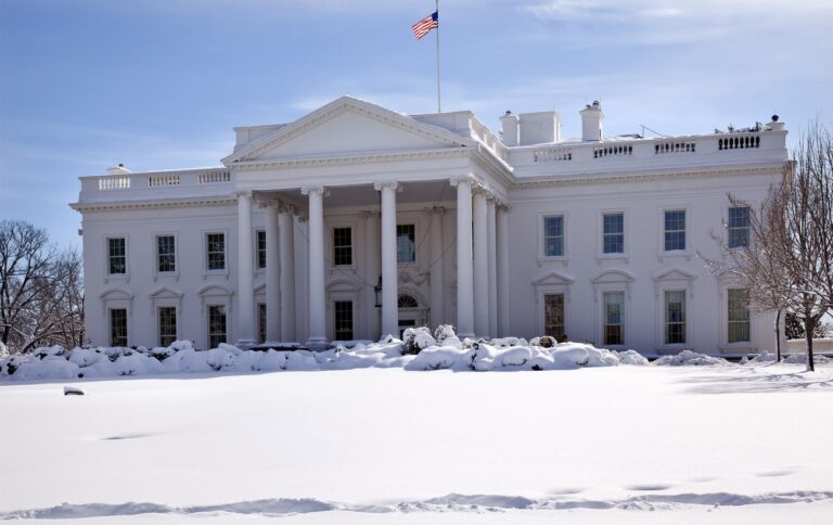 USAID скоротиться до 294 співробітників