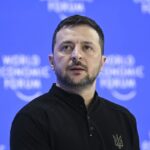 Зеленський відреагував на скандал в АОЗі став на бік Умєрова