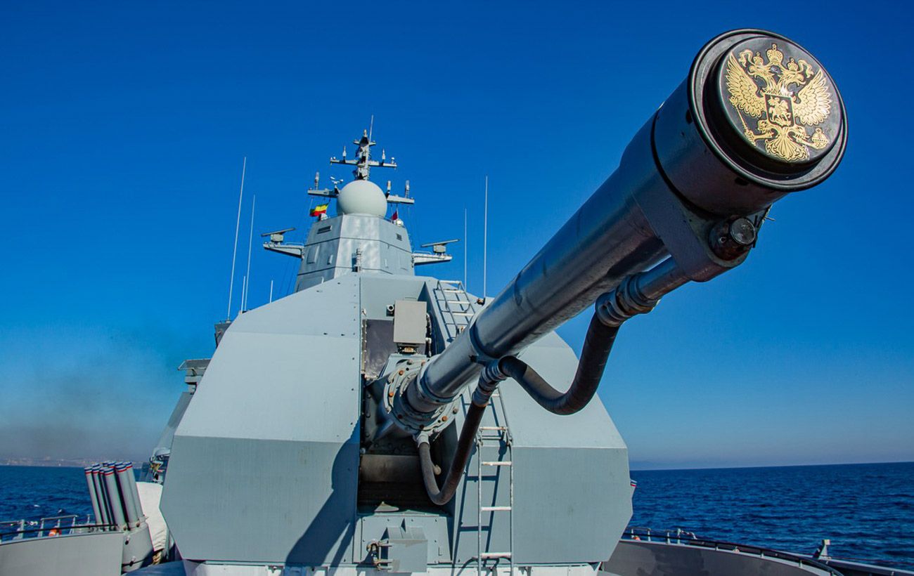 Корабель РФ з ракетами Калібр в Чорному морі помітили 22 лютого вранці