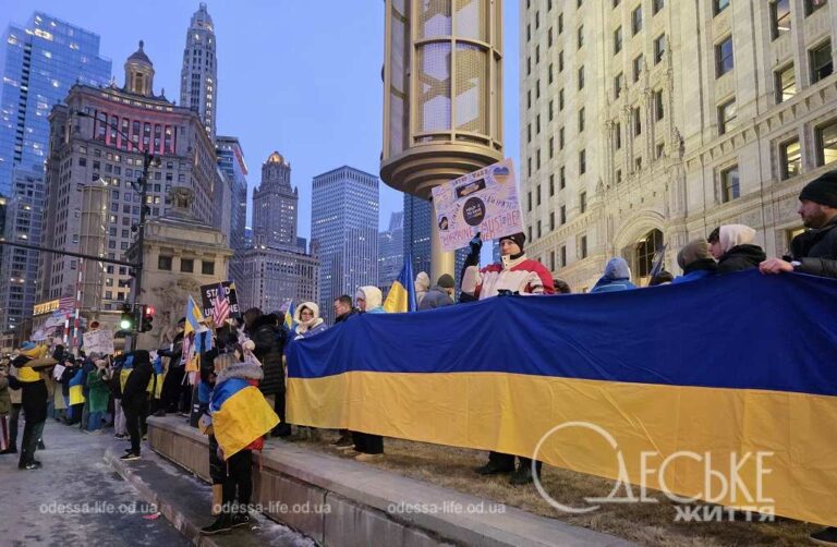 Українці протестують проти політики Трампа – фоторепортаж із Чикаго