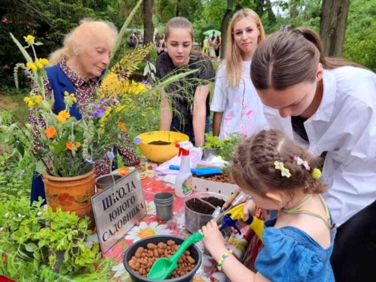 Терапевтичне садівництво в Одесі: як природа допомагає зцілювати
