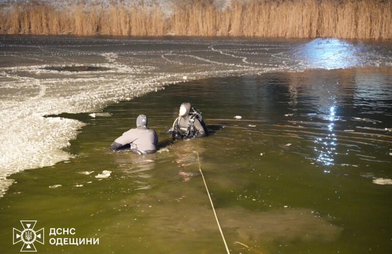 Загибель трьох підлітків з Одеси: подробиці трагедії на крижаному ставку (фото, відео)