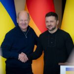 Зеленський провів розмову з Шольцом 21 лютого