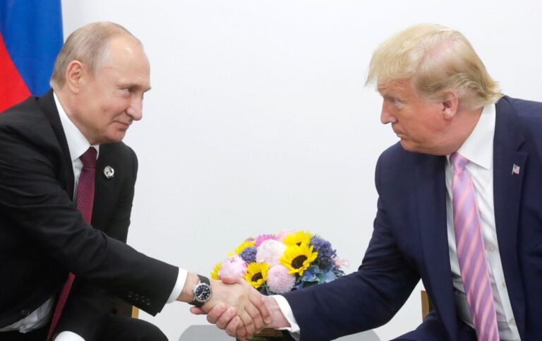 Трамп і Путін говорили про спільну розвідку природних ресурсів в Арктиці