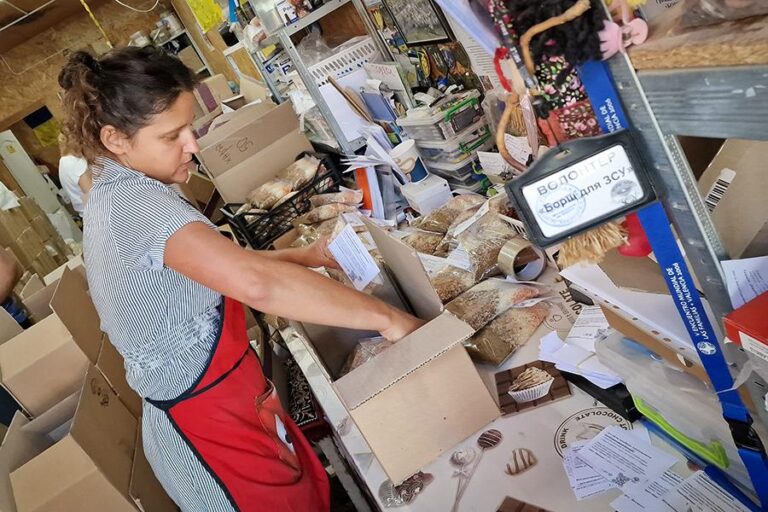 Війна триває, а допомога згасає: як не зупинятися в боротьбі за Україну