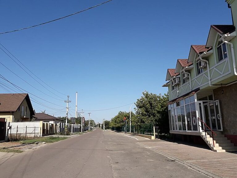 На курорті Одещини не вистачає бухгалтерів і комунальників