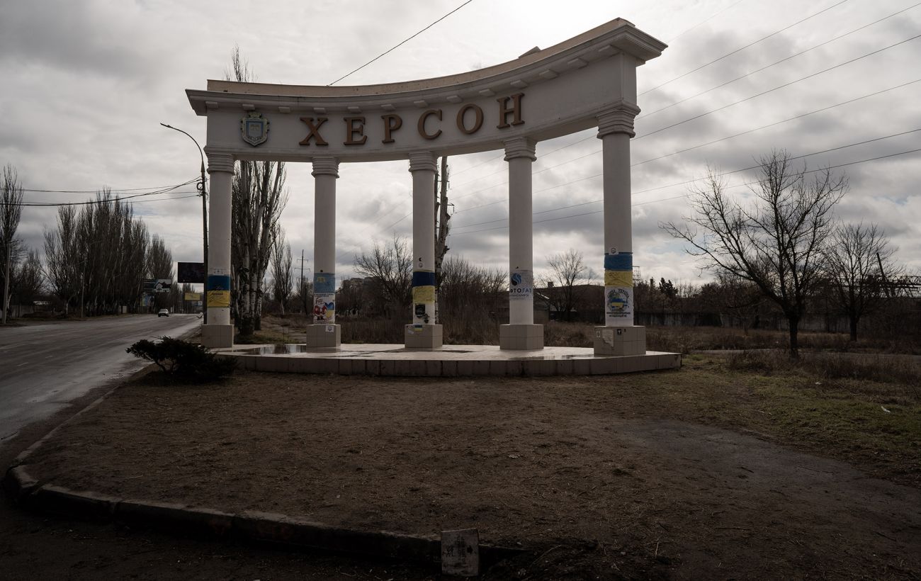 Атака на Херсон 2 березня 2025 – російський дрон вдарив по автобусу