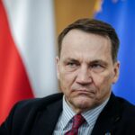 Польща погрожує Маску розірвати контракт, якщо Starlink відключать для України