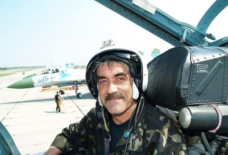 На Одещині відкрили пам’ятну дошку на честь військового льотчика Степана Чобану