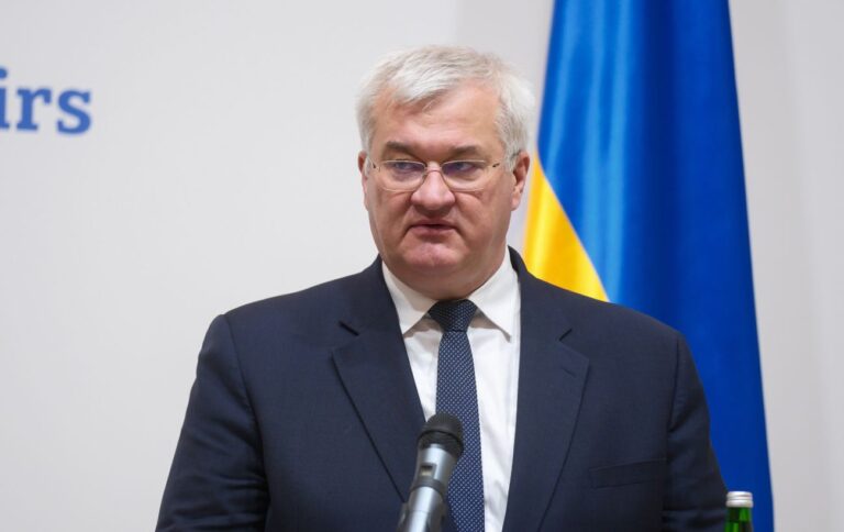 Переговори щодо України у Лондоні 23 квітня – зустріч глав МЗС відклали