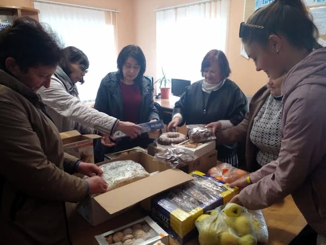 У Бессарабській громаді діти і дорослі збирали «Великодній кошик для захисника»