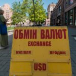 Курс долара НБУ на 24 квітня зріс до 41,67 гривень