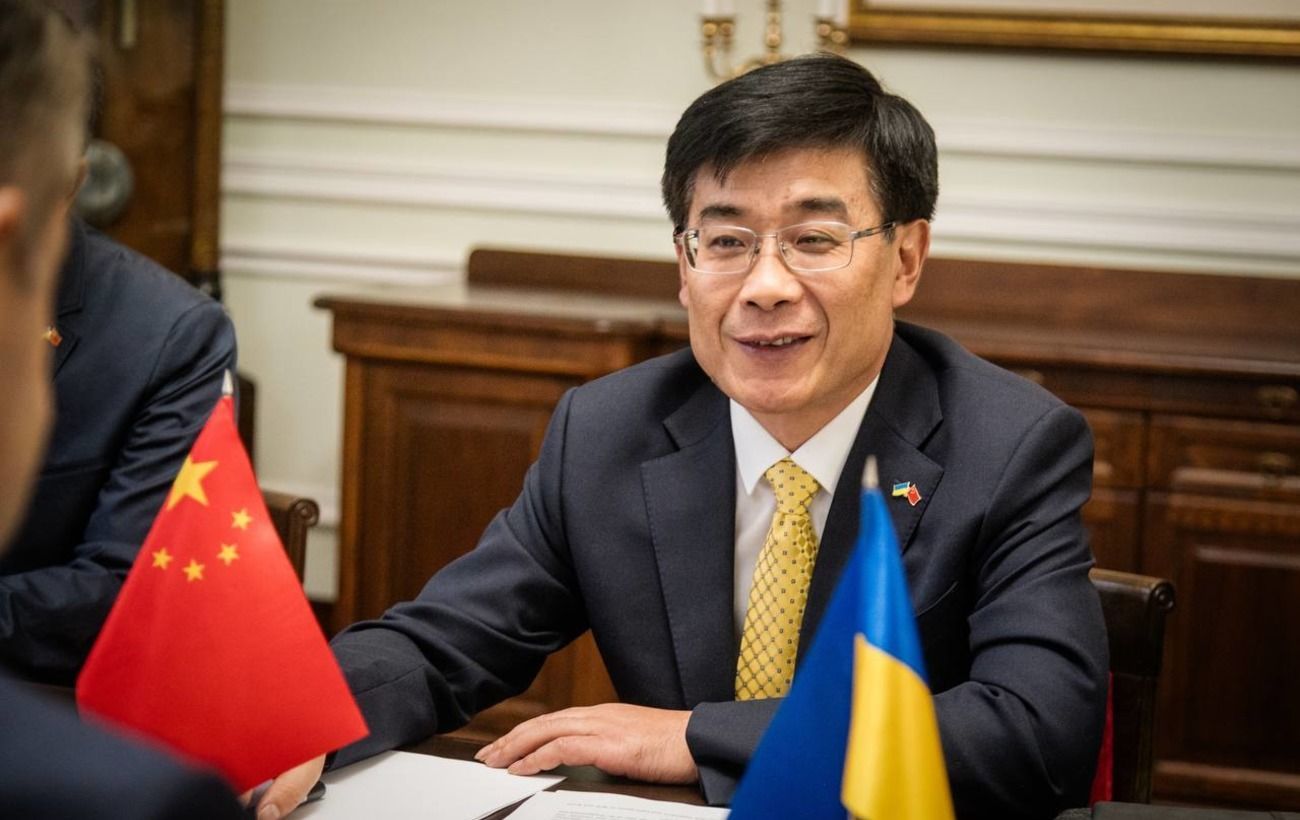 Посол Китаю відвідав МЗС України через допомогу Пекіна у війні РФ