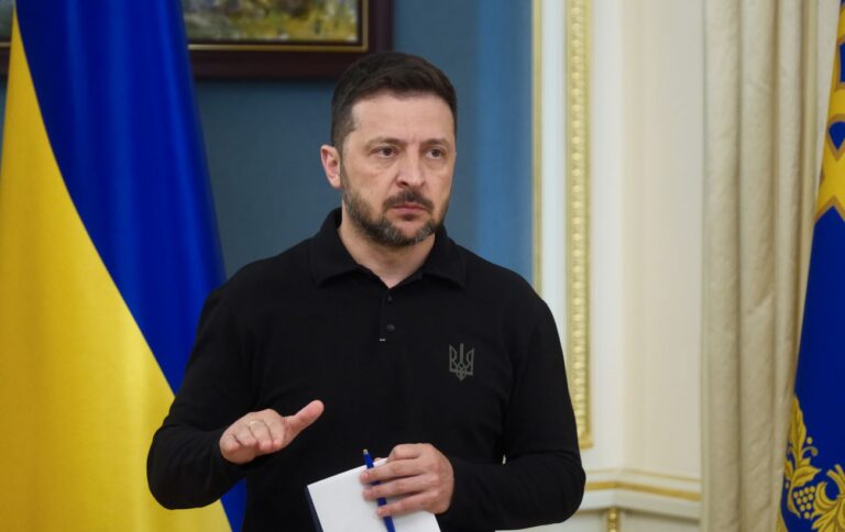 Зеленський відреагував на чутки щодо визнання Криму російським і відмови України від НАТО