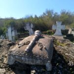 Старовинне козацьке кладовище та печерні житла Шкодової гори