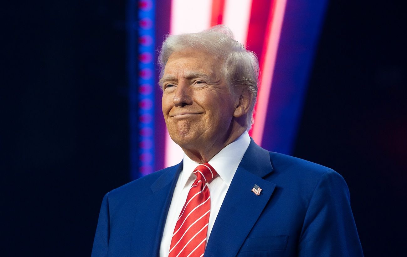 Трамп висловився про прохід для кораблів США Панамським і Суецьким каналами