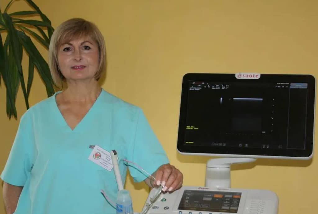В Одеській області сільський лікар купила 10 квартир