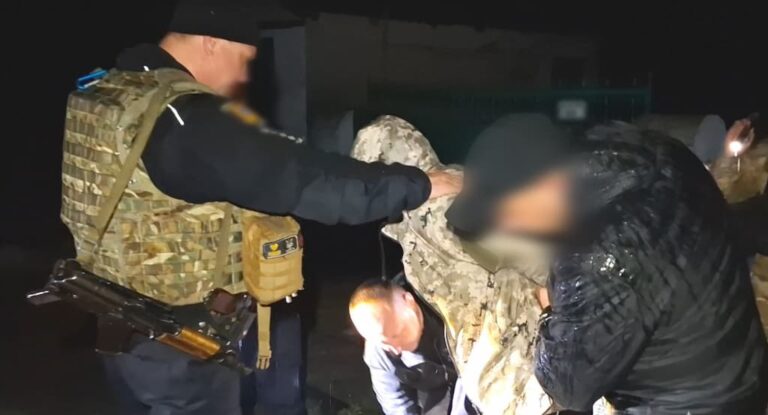 Житель Одещини погрожував підірвати гранату в будинку