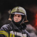 Удар по Києву 24 травня – на Оболоні уламки впали на ТЦ, горить будинок