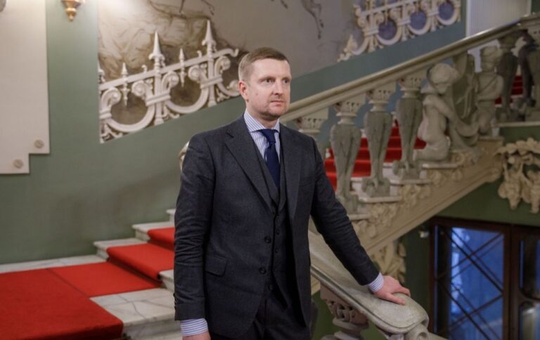Переговори з Росією – Україна згодна на будь-який майданчик, заява ОП