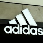 Nike і Adidas закликали адміністрацію Трампа зняти мита на взуття