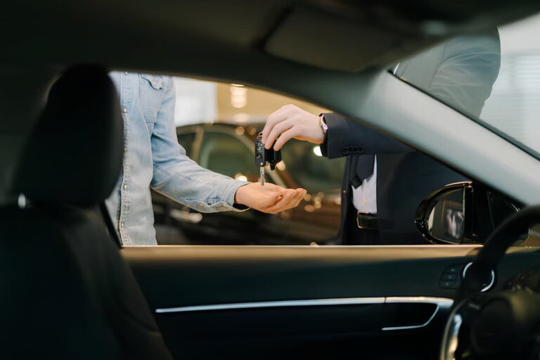Що потрібно знати під час оренди автомобіля?
