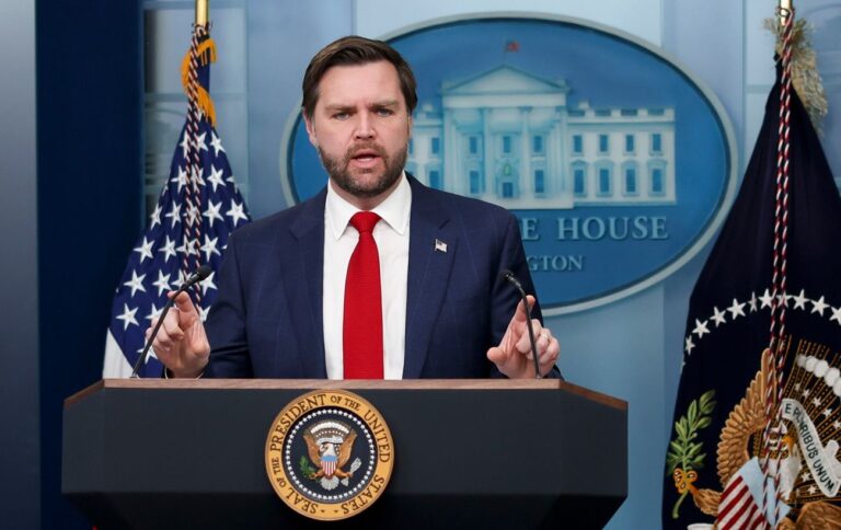 Венс виключив участь США у війни між Індією і Пакистаном