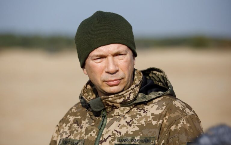 Сирський розкрив чисельність військ РФ на війні з Україною і розповів про фронт