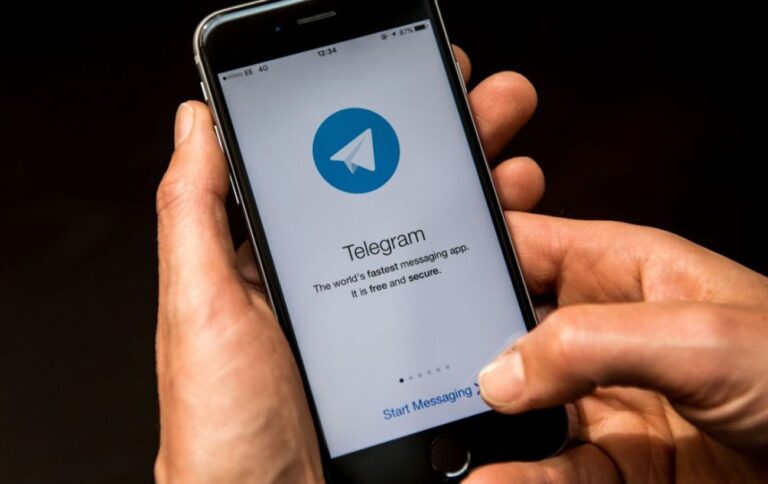 Фейкові акаунти Зеленського і Малюка з Єрмаком виявили Telegram