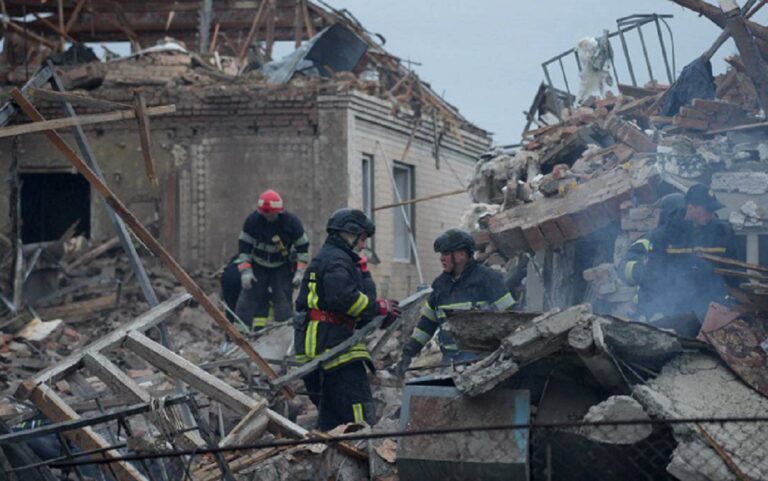 найбільша атака з початку війни — десятки загиблих та руйнувань