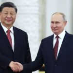 Путін готовий до мирних переговорів з Україною без попередніх умов, заявив Ван І