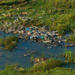 Забруднення води і водойм в Україні під час війни – де якість найгірша, причини