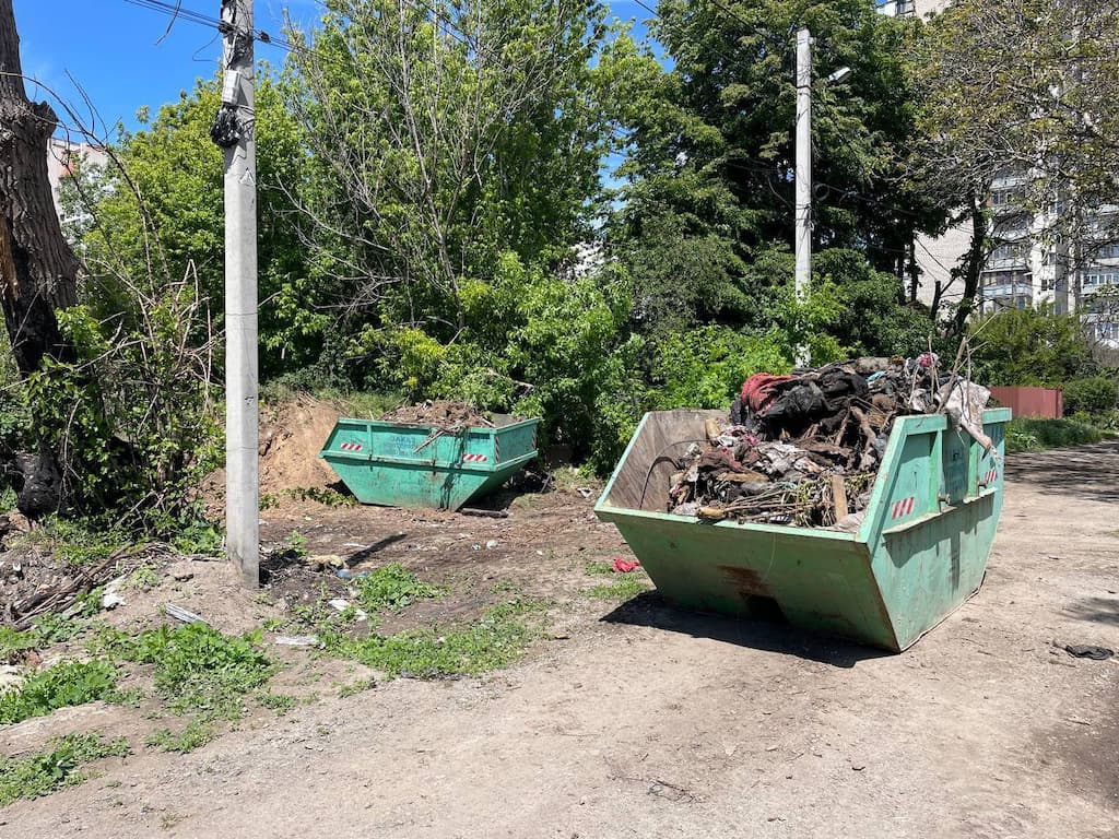 В Одесі ліквідують стихійні звалища