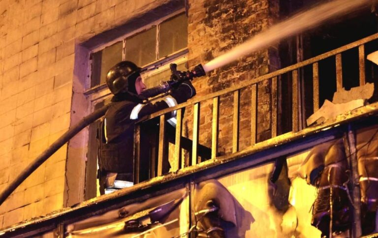 Обстріл Харкова 2 травня – 47 постраждалих, багато пожеж і пошкоджень