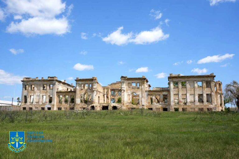 Маєток у Василівці повернули громаді архітектурну пам’ятку XIX століття